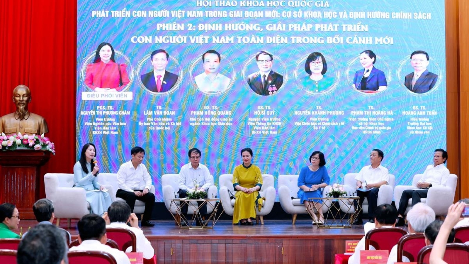Xây dựng chiến lược quốc gia về phát triển con người Việt Nam trong kỷ nguyên mới