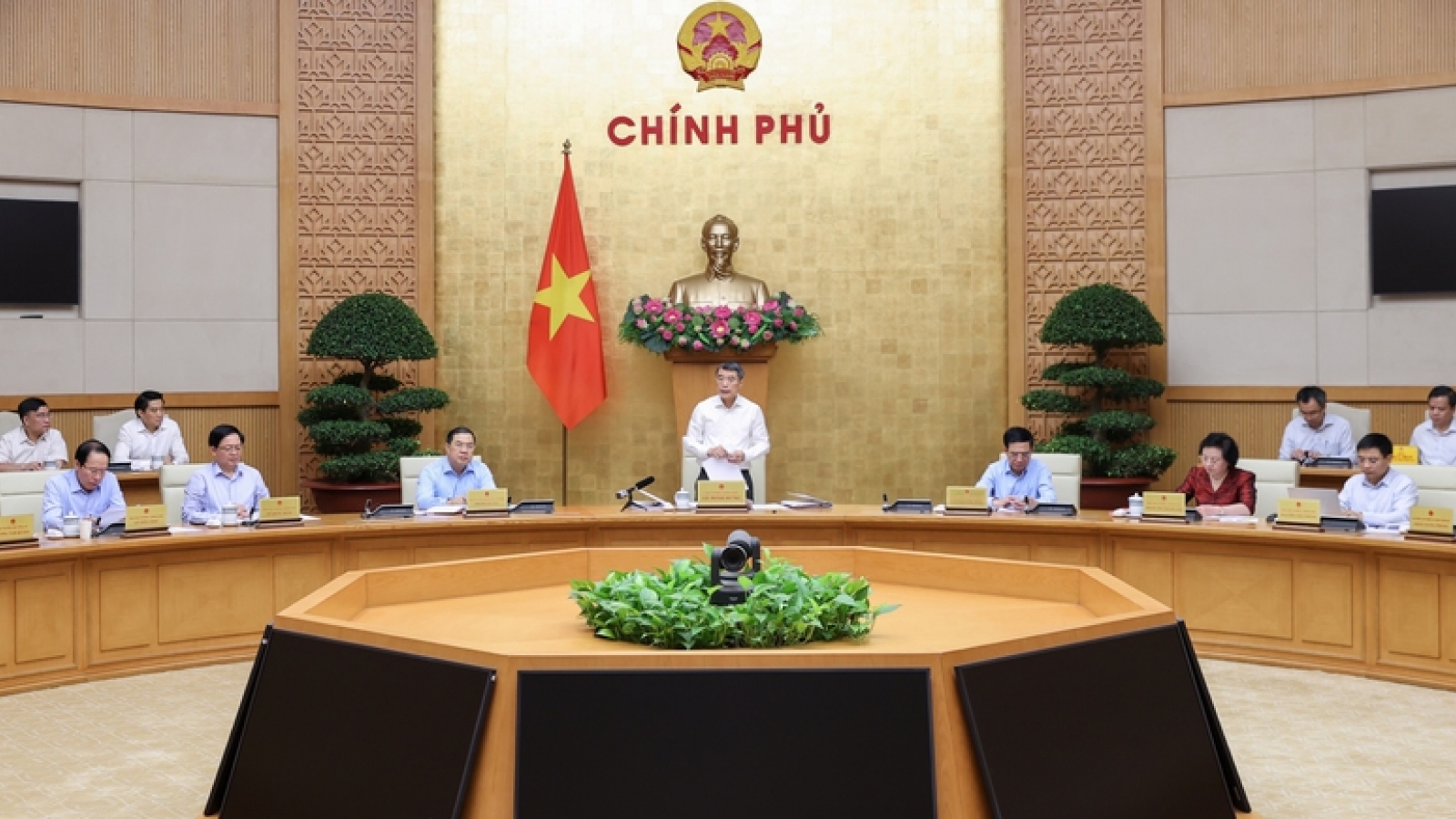 Quyết định của Bộ Chính trị về chức năng, nhiệm vụ, tổ chức bộ máy của Đảng ủy Chính phủ
