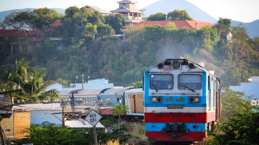 Từ 15/5, có thể đổi, trả vé tàu trực tuyến mà không cần ra ga
