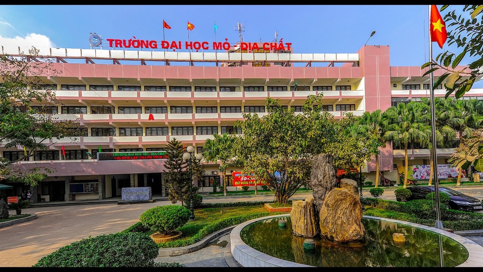 Bổ nhiệm PGS.TS Trần Xuân Trường làm Hiệu trưởng Trường đại học Mỏ - Địa chất