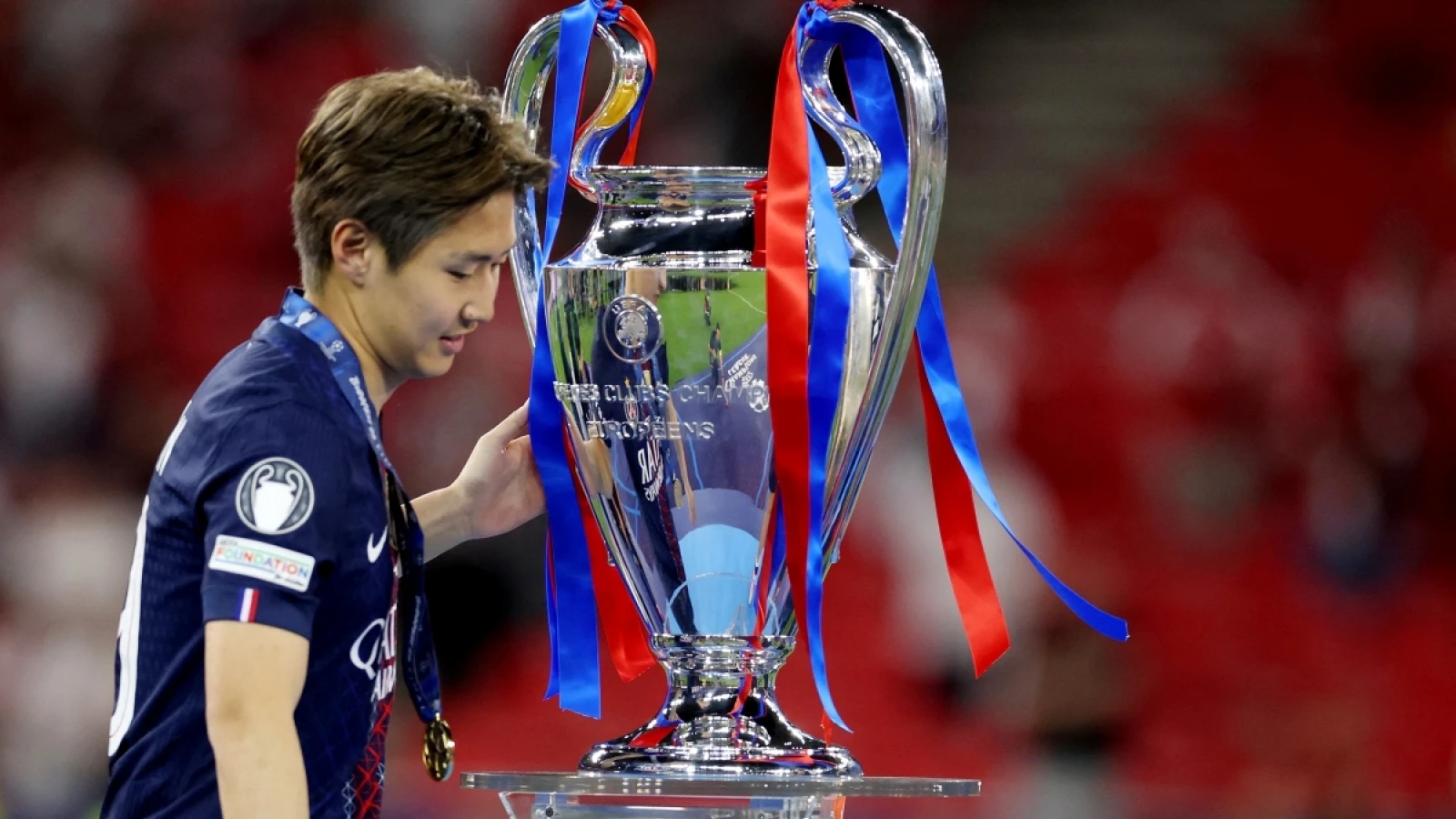 Lee Kang In vượt Park Ji Sung, lập kỷ lục vô tiền khoáng hậu cho bóng đá châu Á