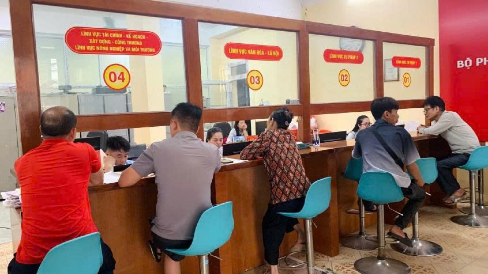 Vận hành chính quyền địa phương 2 cấp: “Nút thắt” nào cần tháo gỡ?