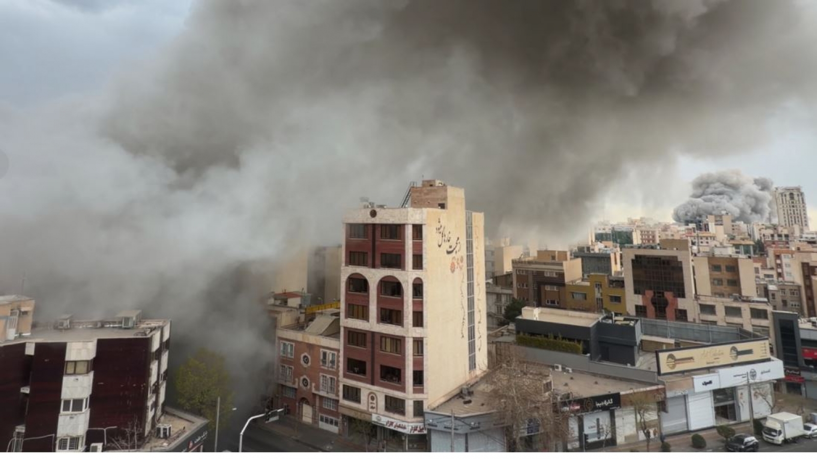 Những "lằn ranh đỏ" đẩy xung đột Mỹ - Iran vào thế bế tắc