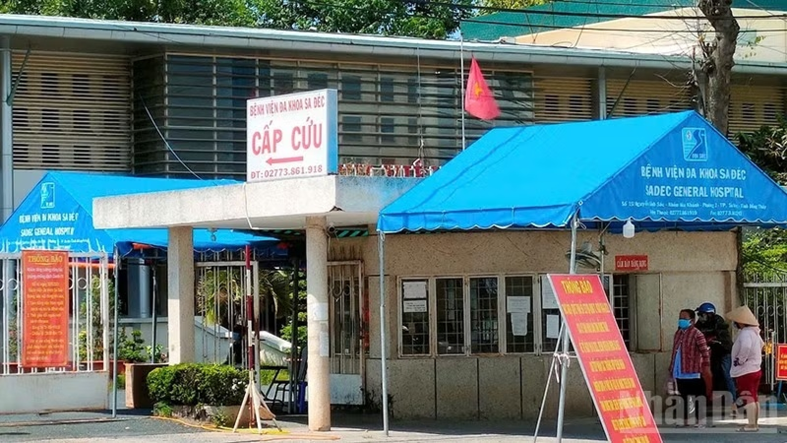 25 học sinh tiểu học nhập viện nghi ngộ độc thực phẩm ở Đồng Tháp