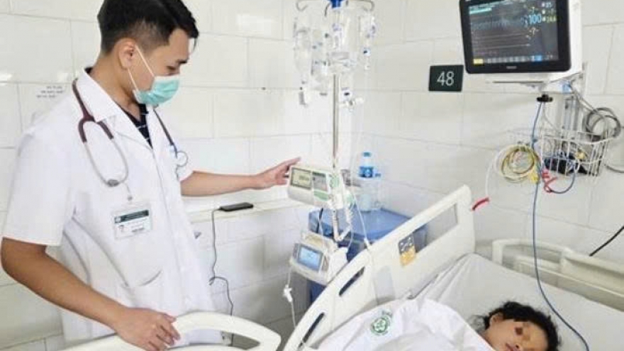 Suy đa tạng khi chủ quan ăn nấm hái trong rừng