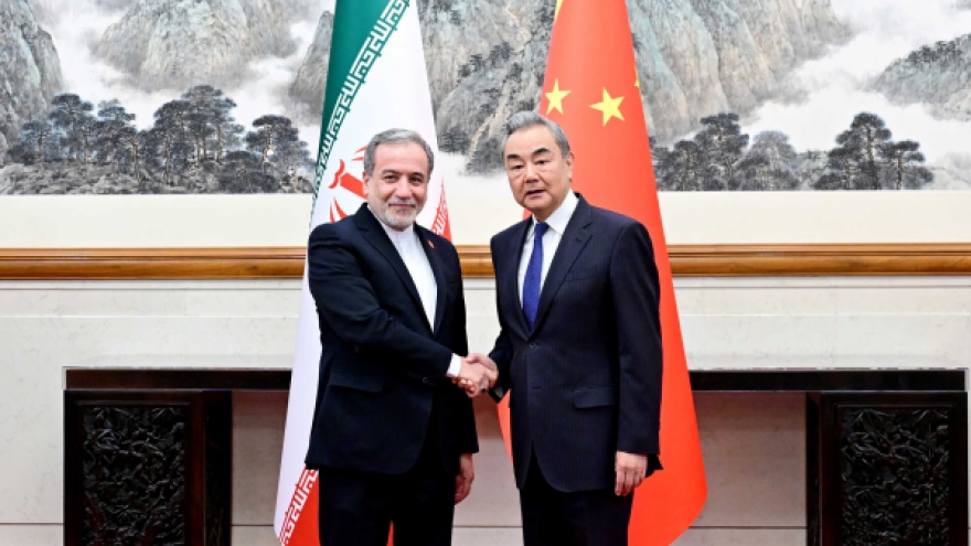 Trung Quốc – Iran thảo luận về hòa bình Trung Đông