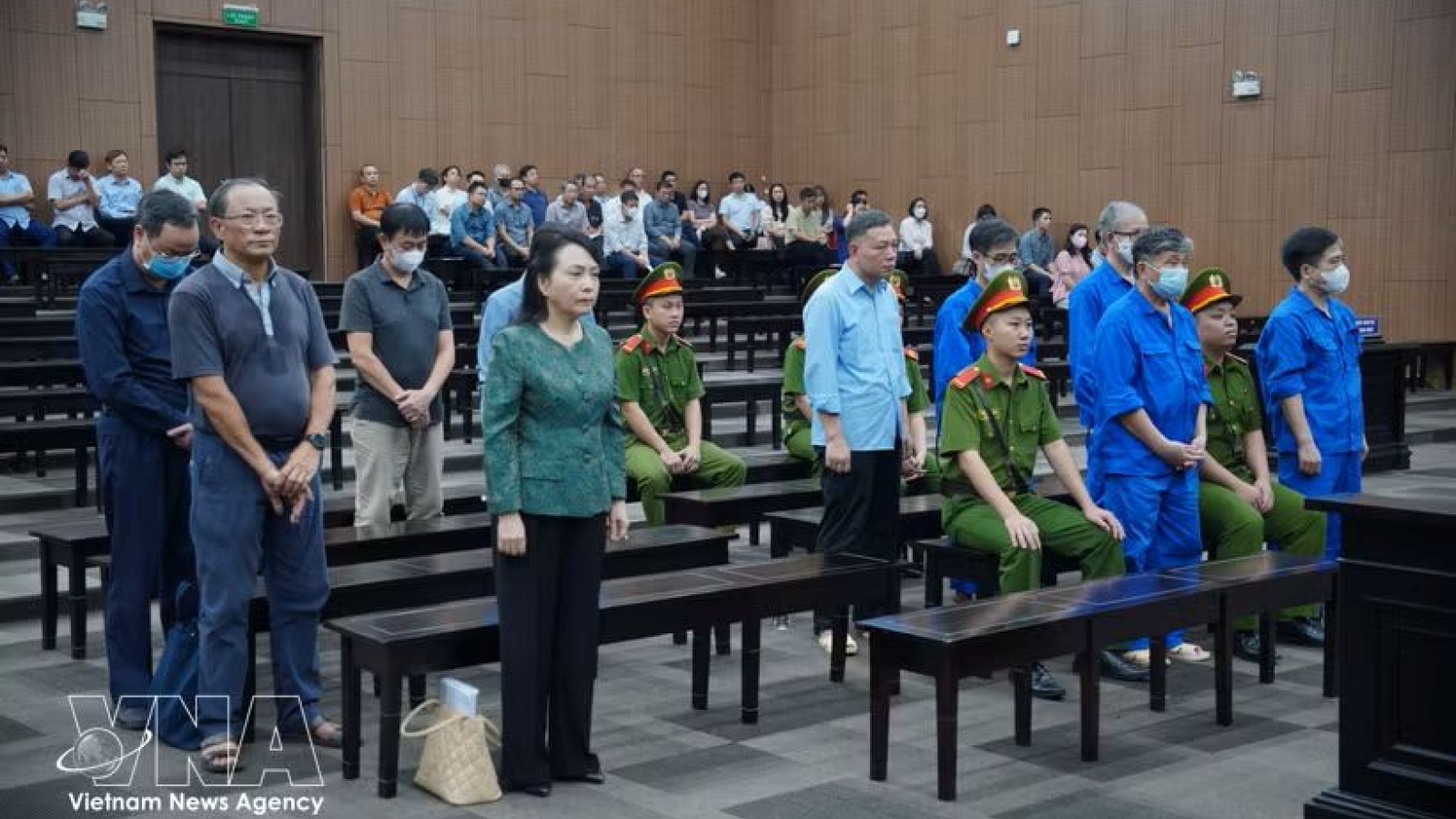 Former Minister of Health sentenced to six years in prison in major hospital project case