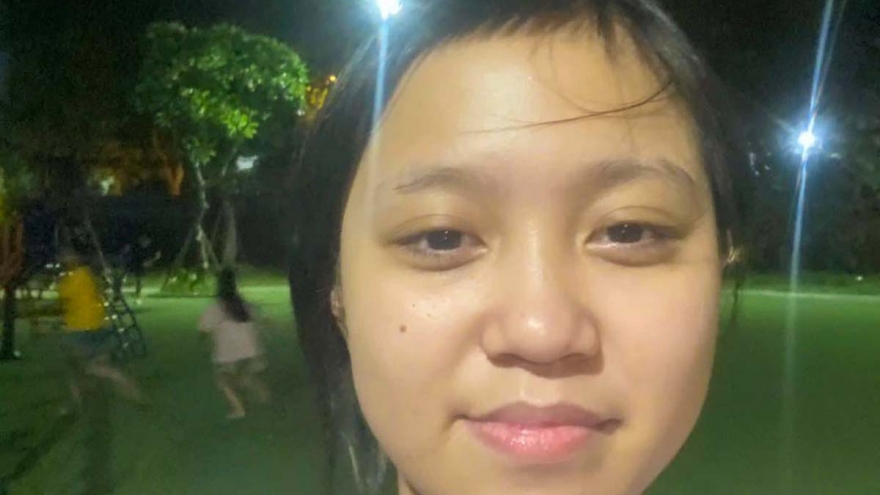 Người mẹ ở Hà Nội cầu cứu khi con gái lớp 7 mất tích bí ẩn sau khi rời khỏi nhà