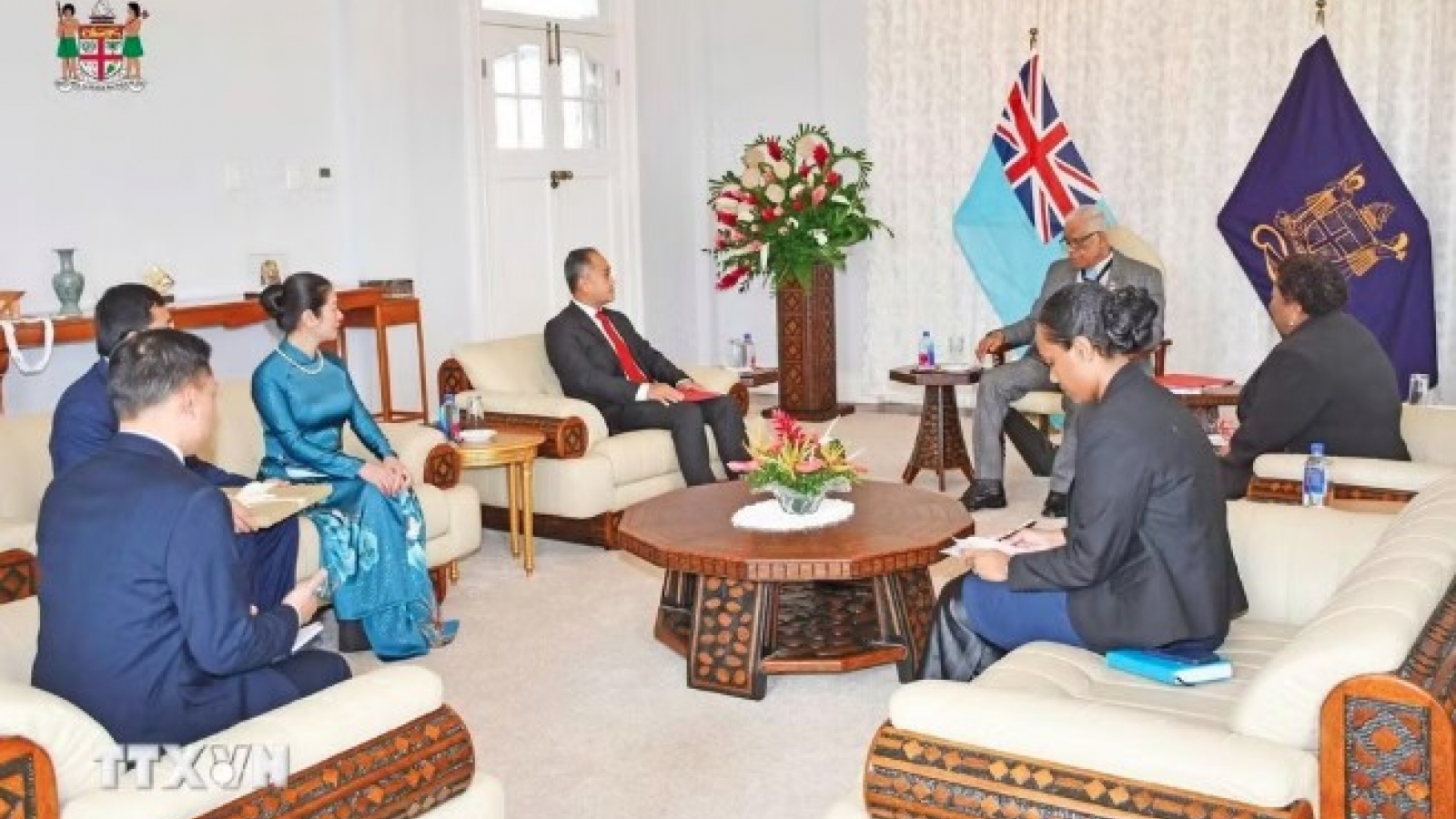 Fiji President praises Vietnam’s rising international role and standing