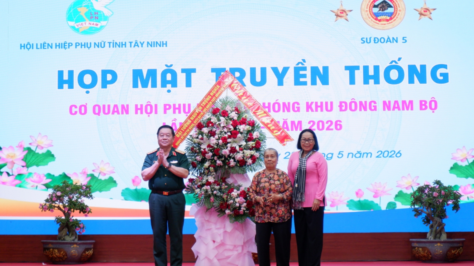 Khắc ghi truyền thống phụ nữ miền Đông