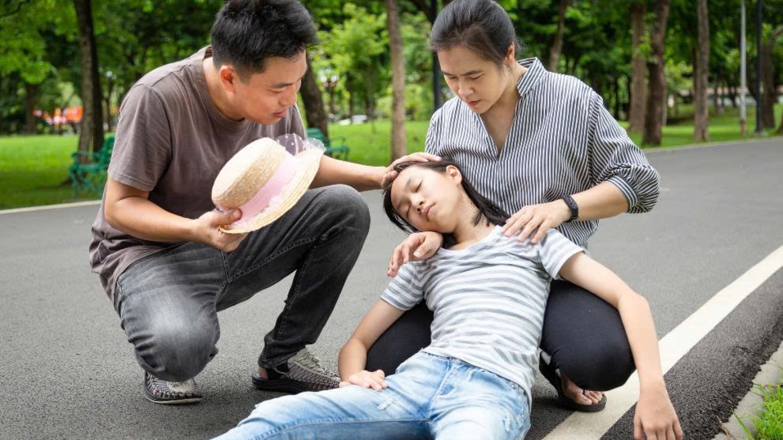 Làm gì khi bị say nắng? Cách xử lý nhanh giúp cơ thể hồi phục