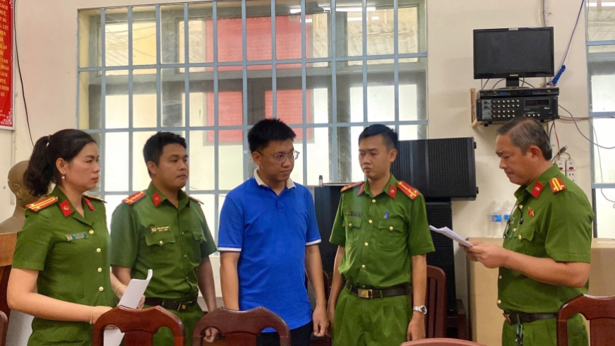 Bắt giám đốc doanh nghiệp sản xuất yến sào giả quy mô lớn ở Tây Ninh