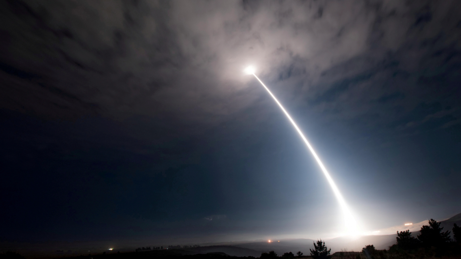 Mỹ phóng thử tên lửa đạn đạo liên lục địa Minuteman III