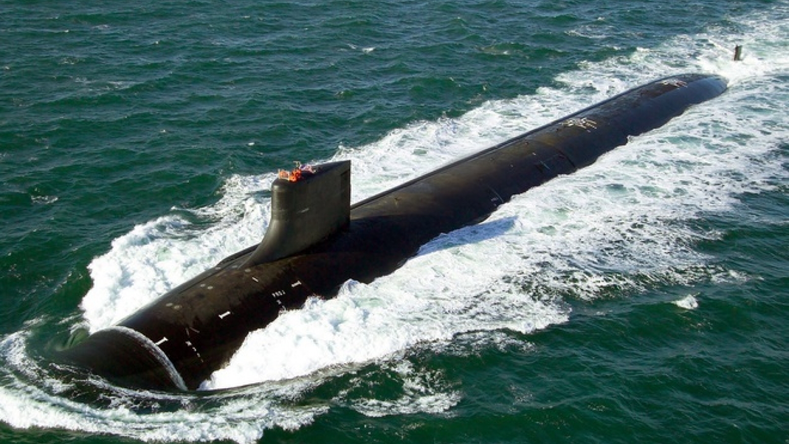 Vì sao Mỹ chỉ có đúng 3 chiếc siêu tàu ngầm lớp Seawolf?