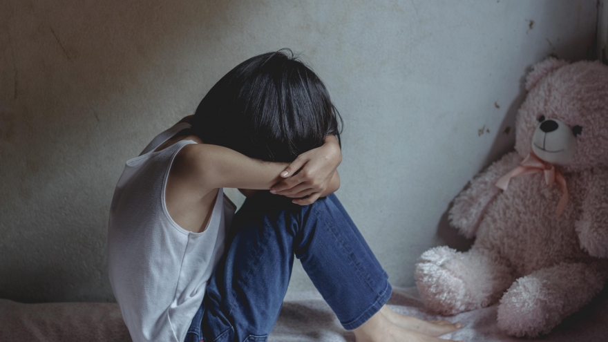 Chuyên gia chỉ rõ những "lỗ hổng" làm khó phát hiện các vụ bạo hành trẻ em từ sớm