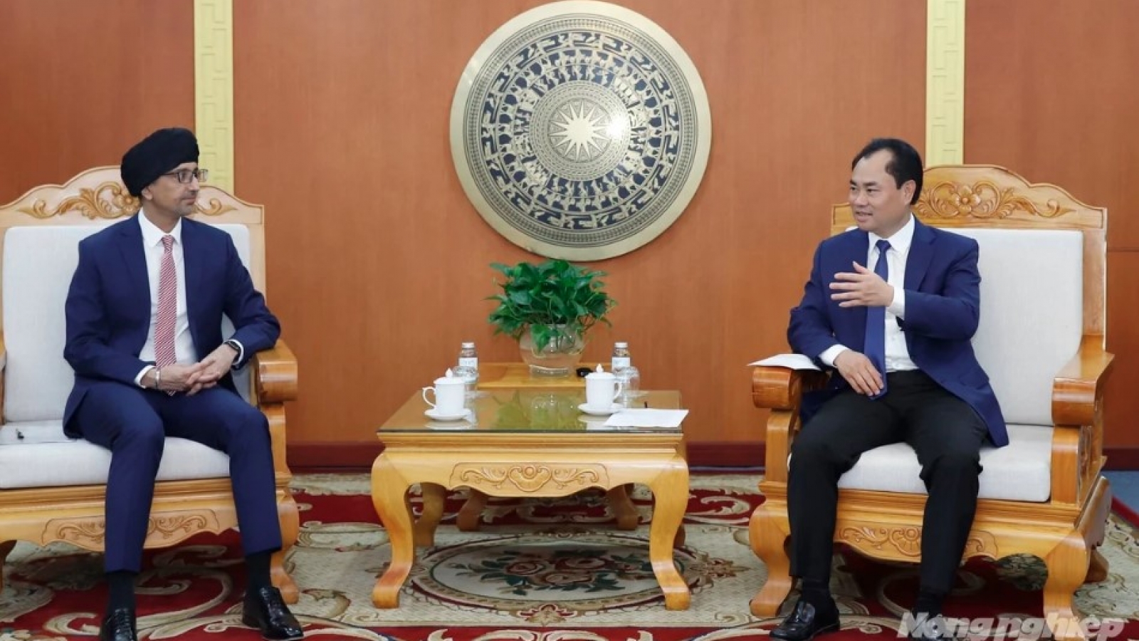 Singapore seeks to increase rice, agricultural imports from Vietnam
