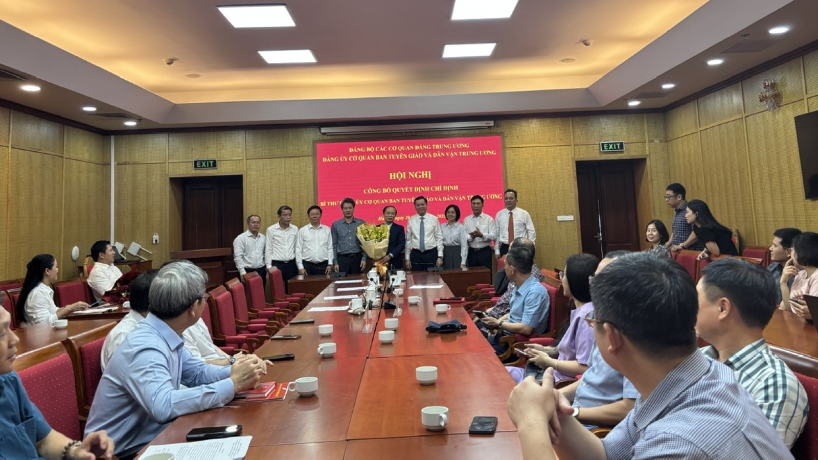 Ông Phạm Tất Thắng làm Bí Thư Đảng ủy Cơ quan Ban Tuyên giáo và Dân vận Trung ương