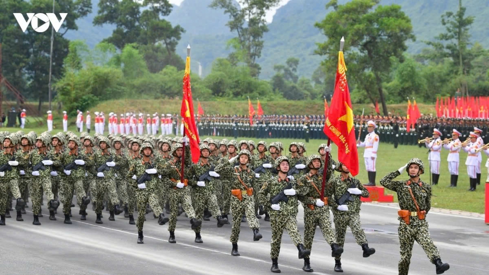 Bộ Quốc phòng ban hành nhiều chính sách ưu đãi thu hút nhân tài vào quân đội
