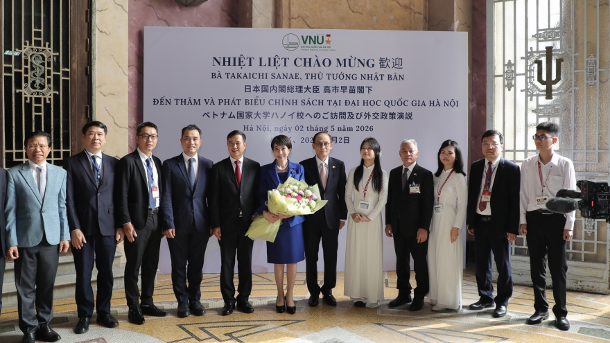 Thủ tướng Nhật Bản Takaichi Sanae thăm và phát biểu tại Đại học Quốc gia Hà Nội