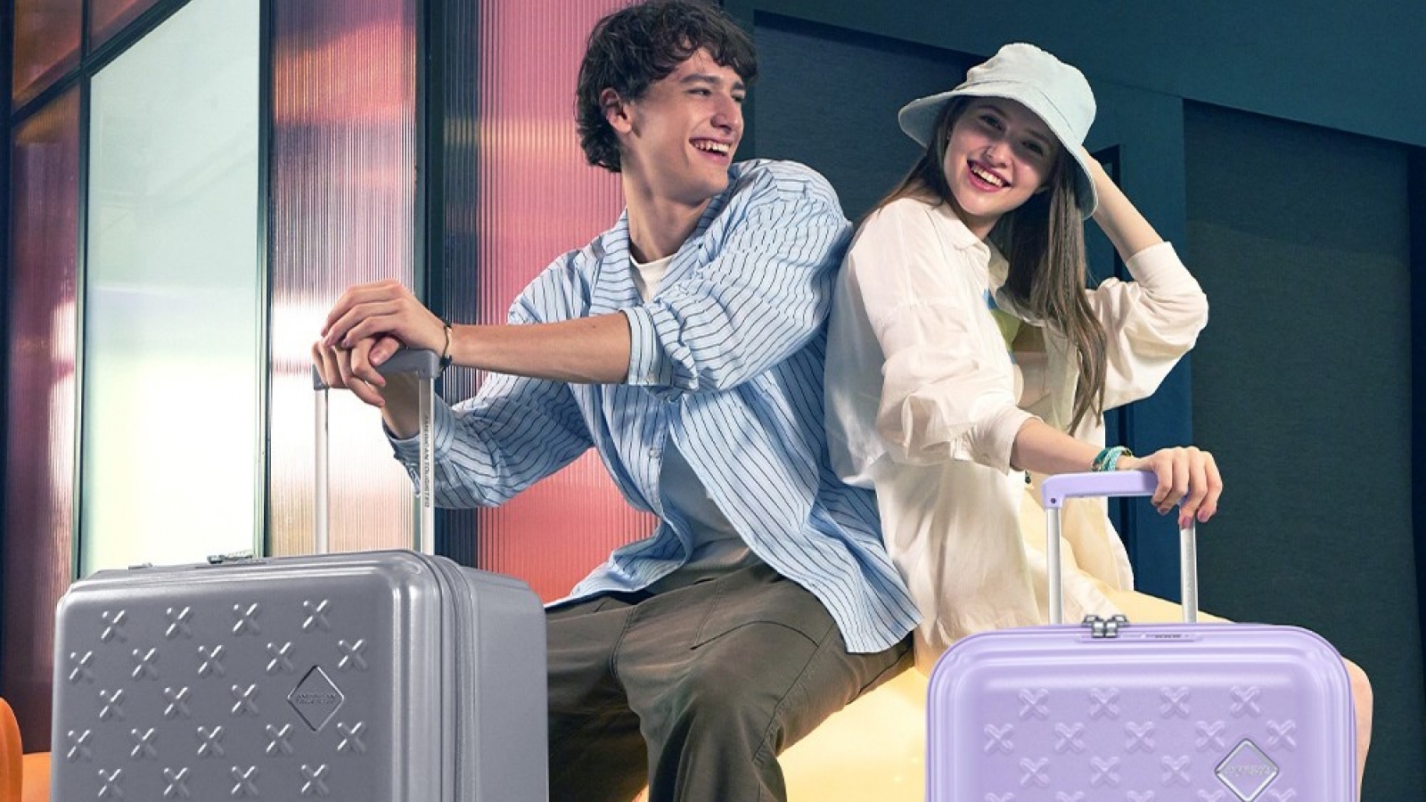 American Tourister ra mắt nhiều bộ sưu tập vali, balo, túi xách mới dịp hè 2026