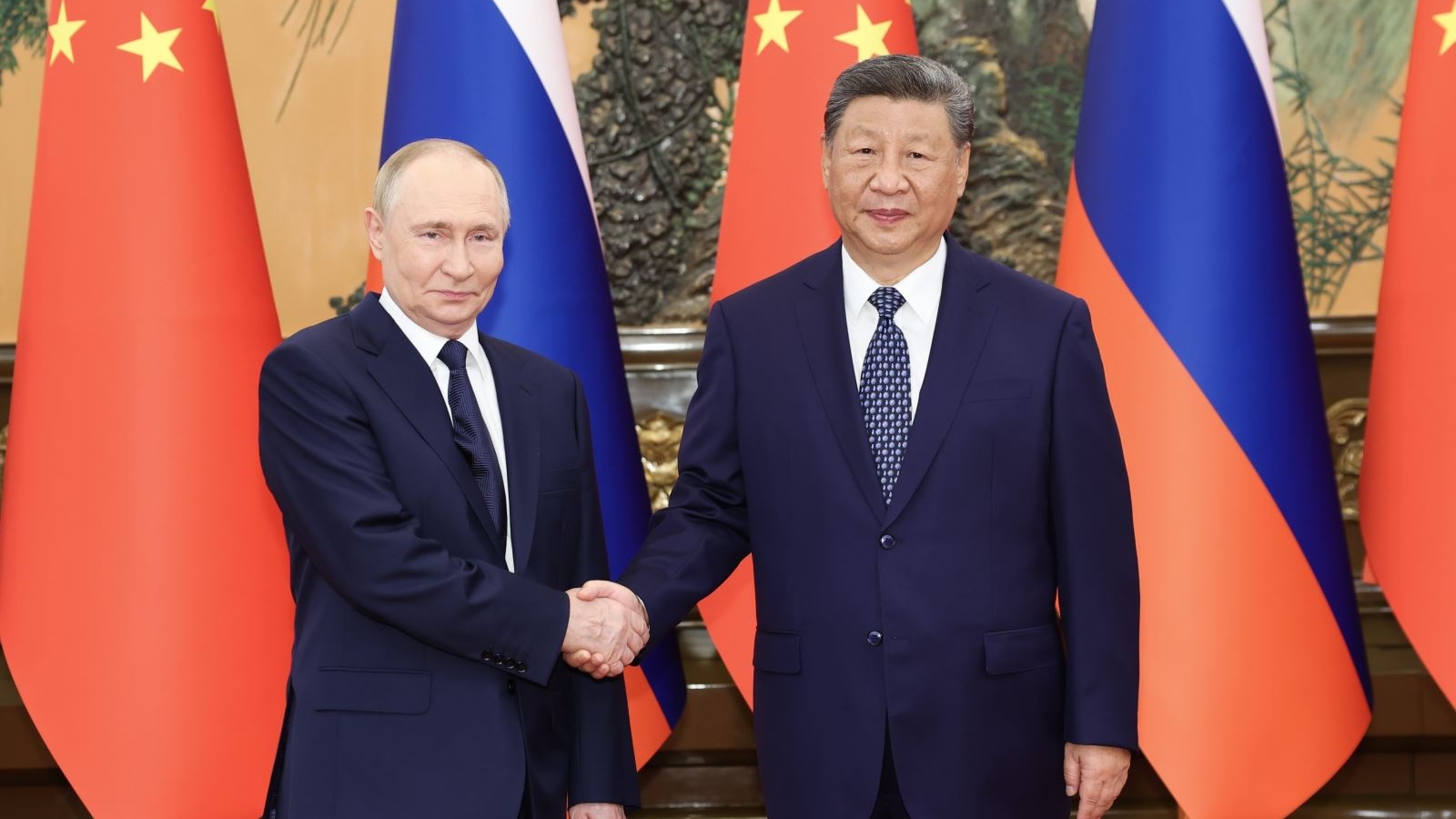 Tổng thống Putin kết thúc chuyến thăm Trung Quốc ký hàng chục văn kiện hợp tác