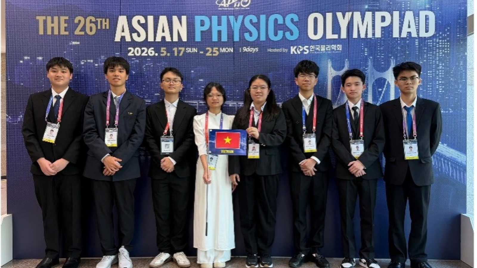 Việt Nam đoạt 8 huy chương Olympic Vật lý châu Á lần thứ 26