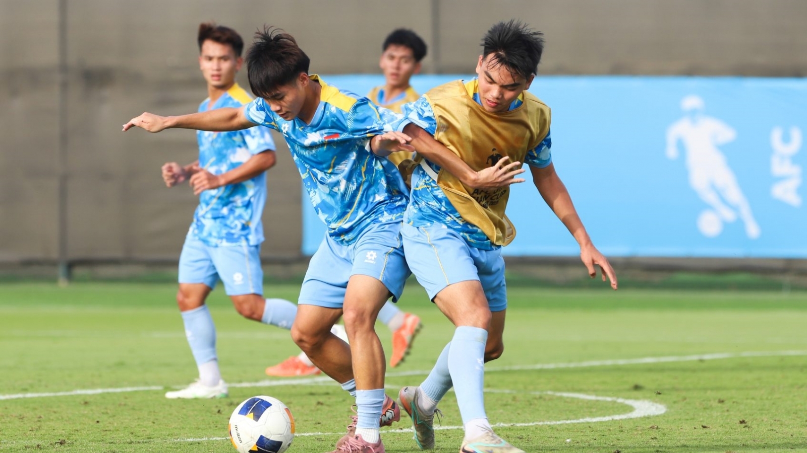 U17 Việt Nam ráo riết chuẩn bị cho trận đấu với U17 Hàn Quốc