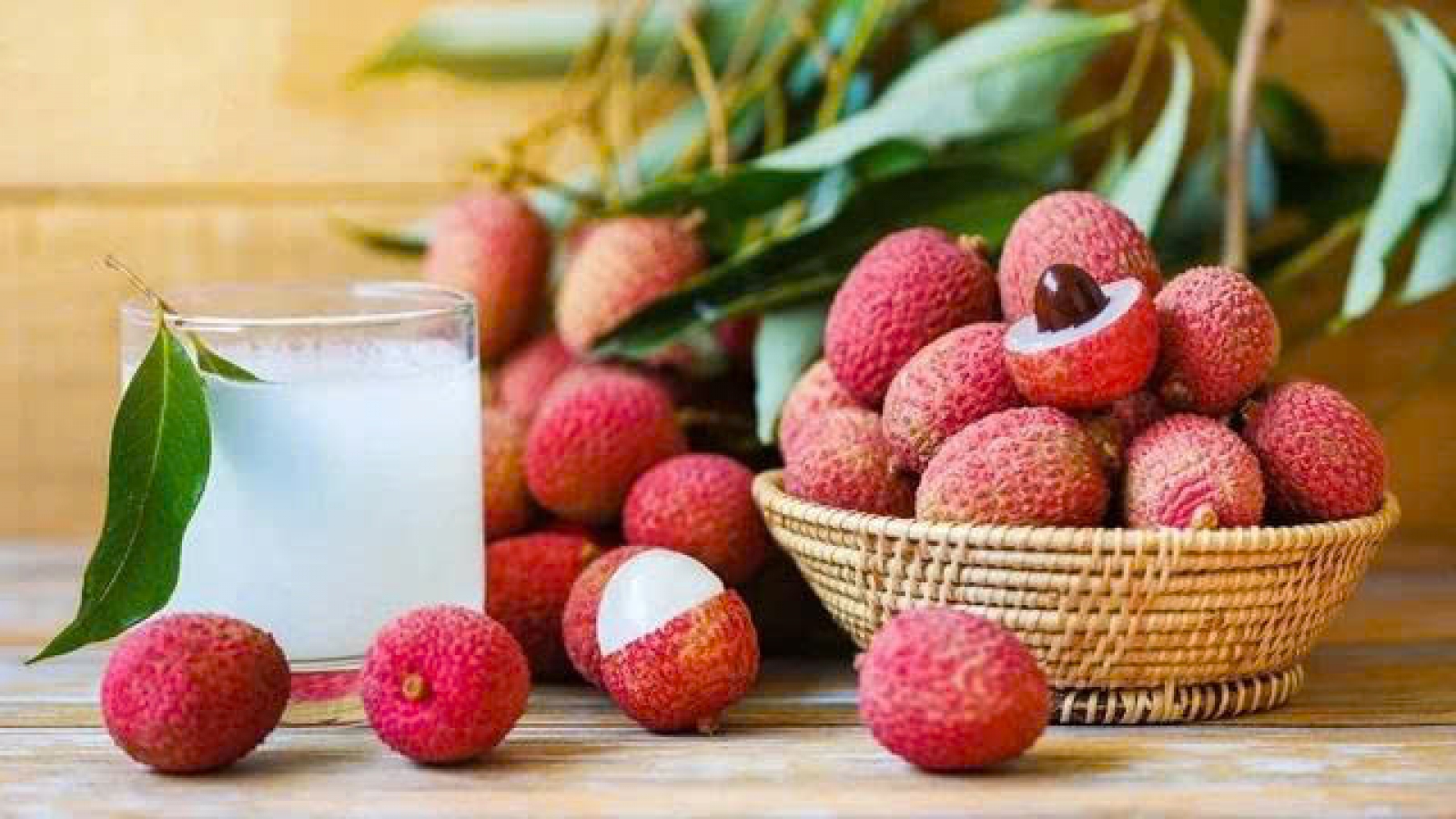 Nhiều người không biết: Vải thiều kỵ 5 loại thực phẩm quen thuộc này