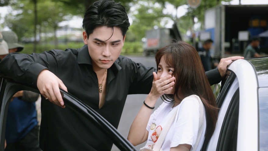 Khán giả đòi phần 2 sau khi "Vì mẹ anh phán chia tay" cán mốc tỷ view