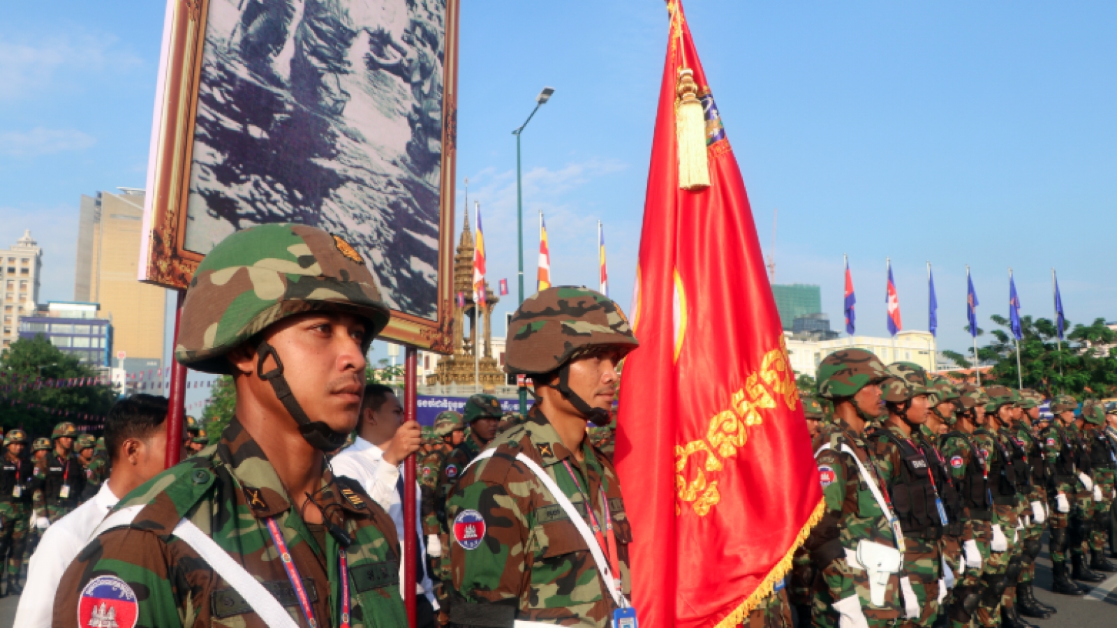 Campuchia gọi nhập ngũ cuối năm 2026, mục tiêu tuyển 2% thanh niên