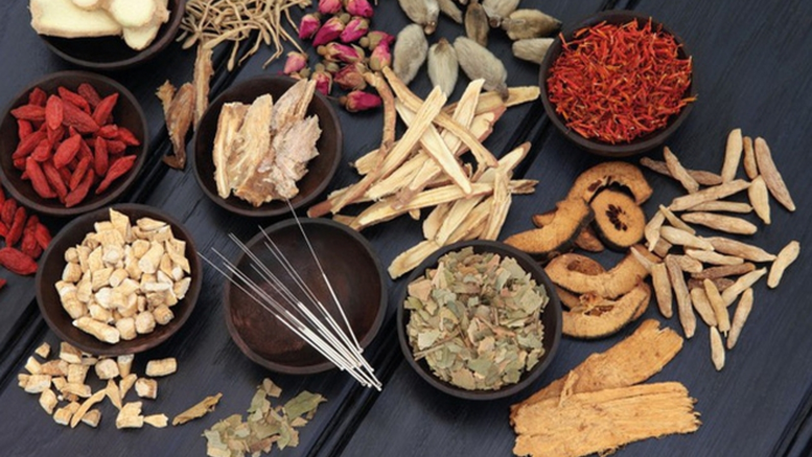 Bộ Y tế yêu cầu xử lý nghiêm quảng cáo sai sự thật về thuốc y học cổ truyền