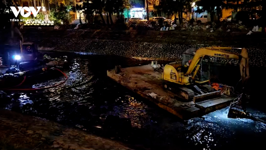 Chạy đua nạo vét xuyên đêm, nâng cấp hạ tầng thoát nước nội đô Hà Nội