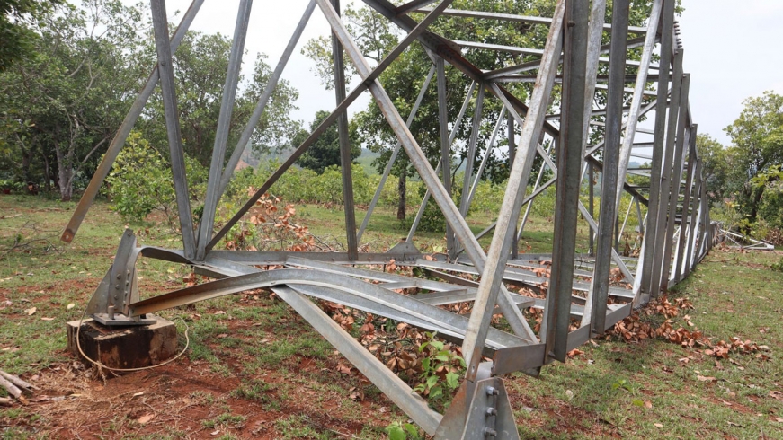 Hàng chục trụ điện 110kV chưa dùng đã "lung lay", người dân Đồng Nai nơm nớp lo sợ