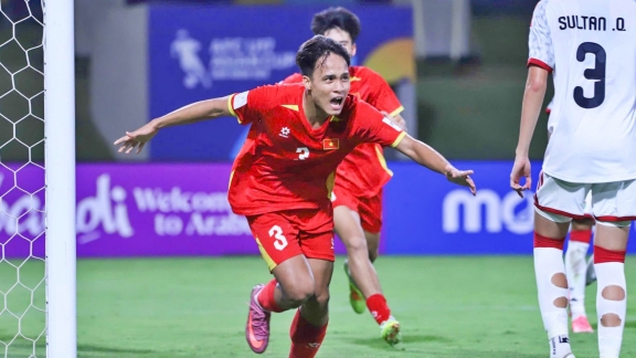 U17 World Cup 2026 truyền cảm hứng, Thể Công Viettel đại tuyển quân cho tương lai