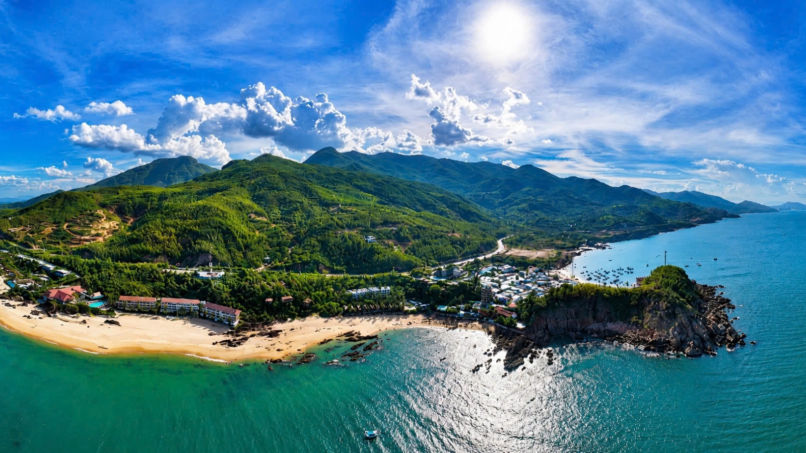 Bai Xep Fishing Village - A timeless rhythm by the sea