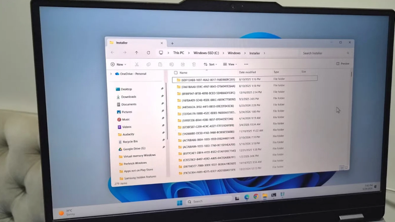 Nhiều người bất ngờ khi thấy thư mục Windows ngốn hàng chục GB trên máy tính