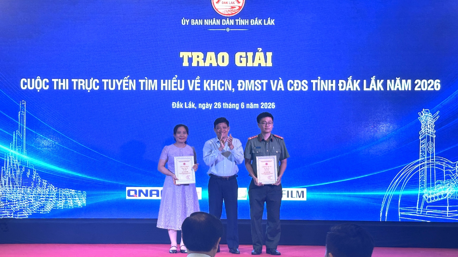 Đắk Lắk trao giải Cuộc thi tìm hiểu về khoa học, công nghệ và chuyển đổi số