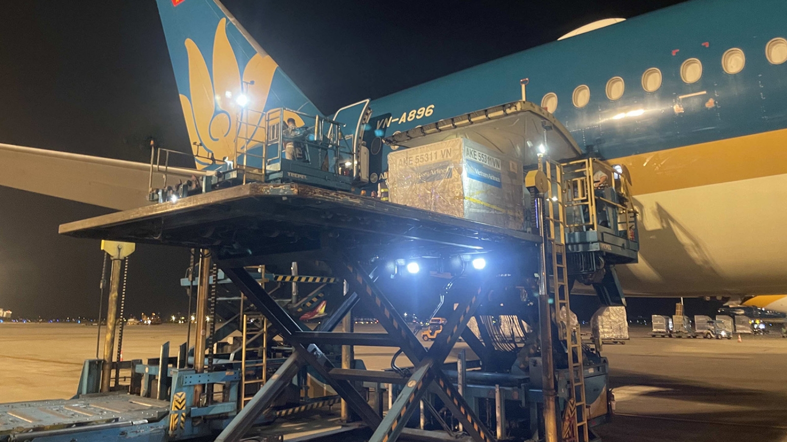 Chuyến bay đặc biệt thứ hai chở hàng hỗ trợ của Việt Nam đã cất cánh tới Venezuela
