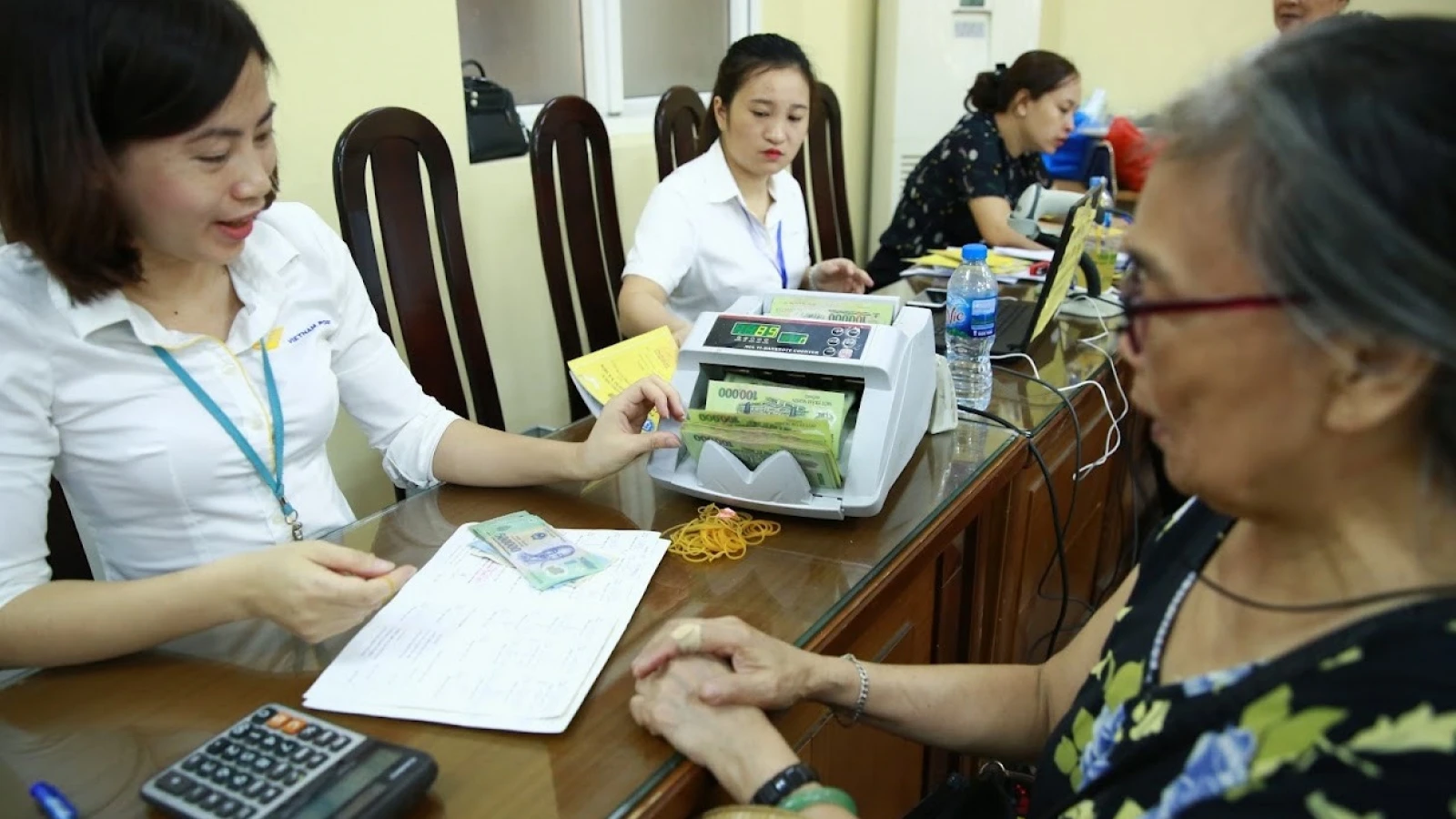 BHXH Hà Nội đề nghị hoàn tất ủy quyền nhận lương hưu trước 30/6