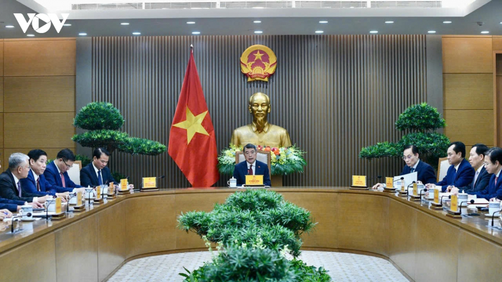 Vietnam, China promote development strategy connectivity and practical cooperation