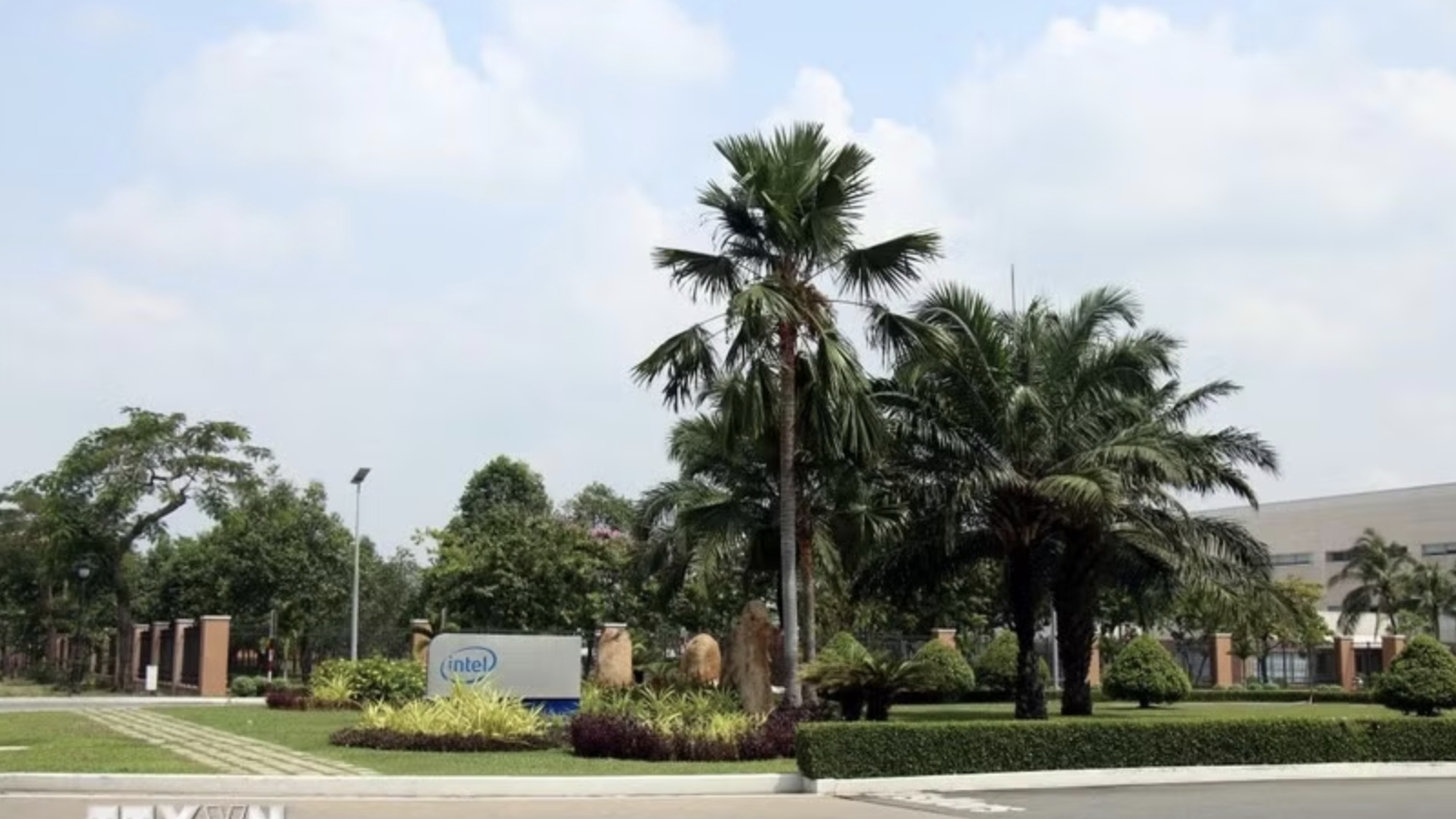 Ho Chi Minh City targets AI, semiconductor investment in new-generation FDI drive