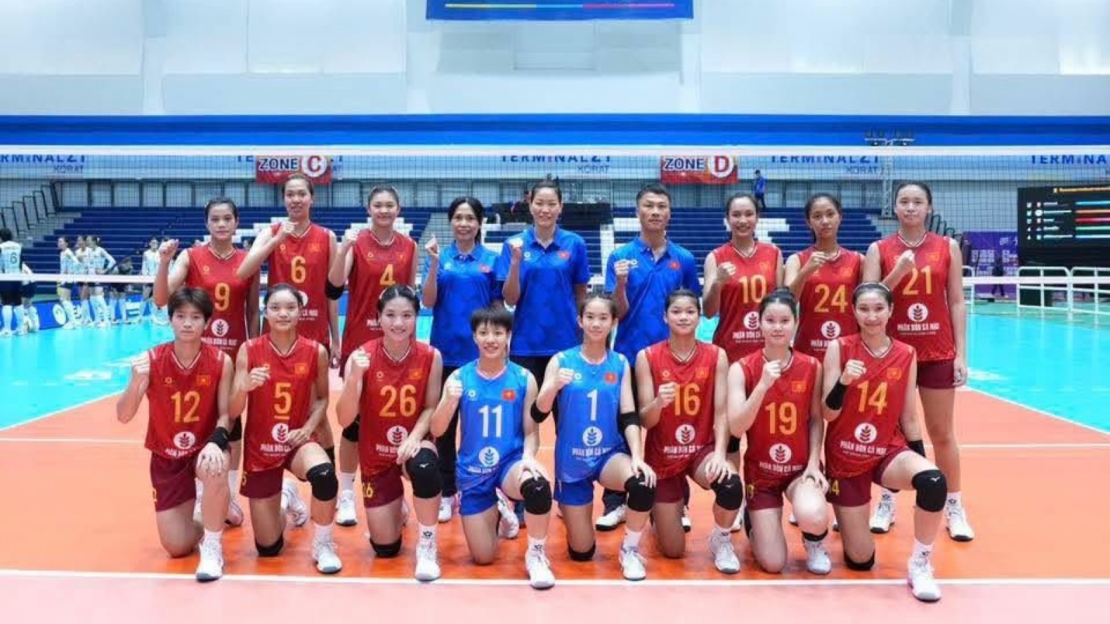 Vietnam cruise into SEA Girls' U18 Volleyball Championship final