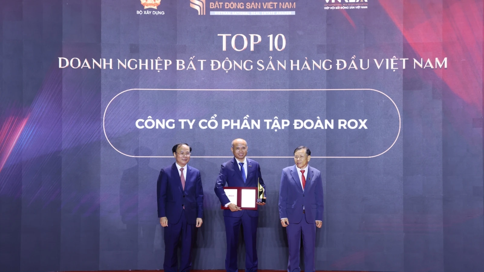 30 năm kiến tạo thuận ích trong ngành bất động sản của ROX Group