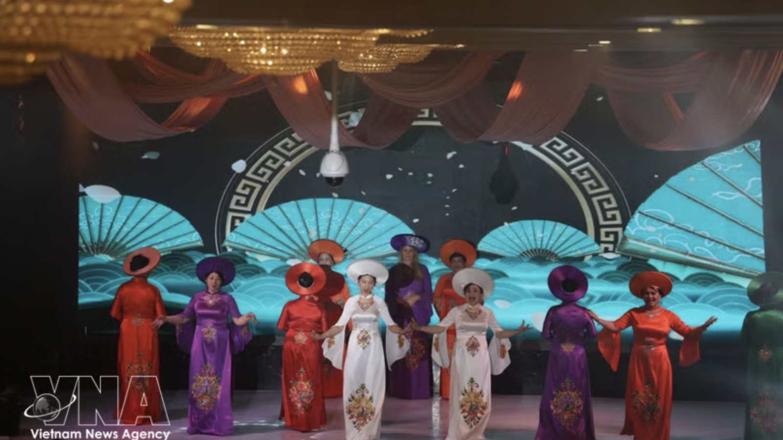 Vietnam culture, cuisine showcased in Czech Republic