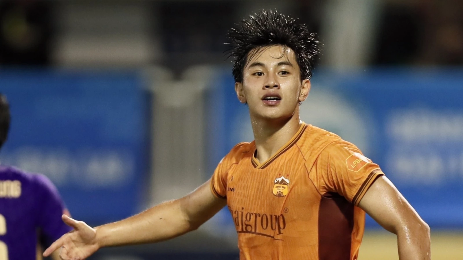 Đội hình tiêu biểu vòng 25 V-League: Xuân Son trở lại, dấu ấn HAGL