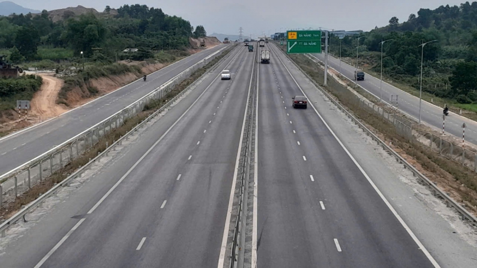 Phương tiện được phép lưu thông 80km/h trên cao tốc Hòa Liên-Túy Loan