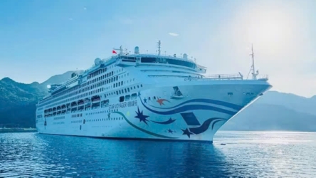 Star Voyager cruise ship brings 1,300 foreign tourists to Khanh Hoa