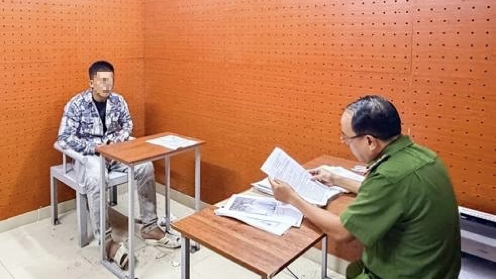 Tấn công tài xế xe ôm công nghệ rồi cướp tài sản