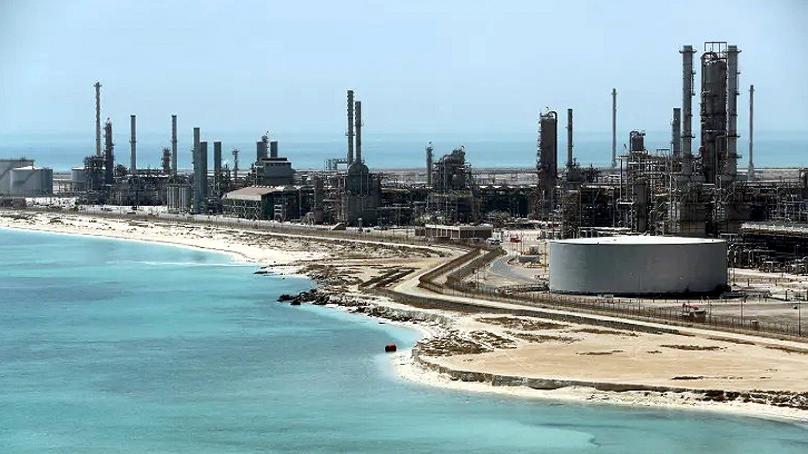 Rơi trực thăng ở Saudi Arabia khiến 14 người chết