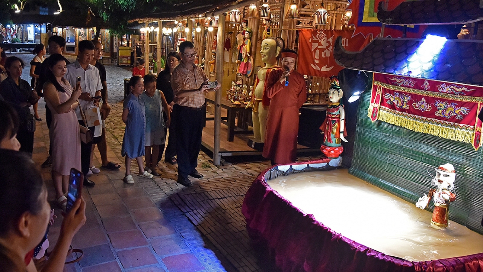 Hồ Văn: Tọa độ mới với nhiều trải nghiệm văn hóa sống động giữa lòng di sản